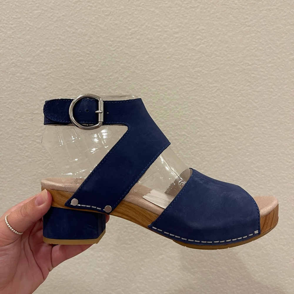 Dansko Minka Milled Nubuck - Blue Size 39